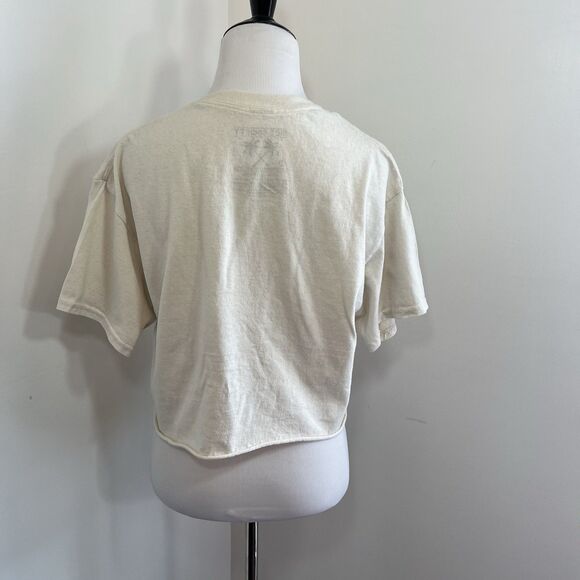 Riot Society Party Bear Red Dixie Cup Shades Graphic Women’s Cropped T-Shirt S - Picture 3 of 8